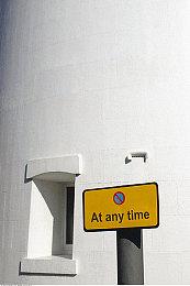 《魔兽世界》玩家乱编消息诱骗AI新闻站抓取看乐子